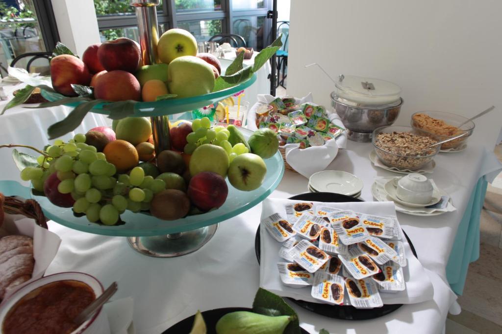 Hotel Acropolis Cattolica Ngoại thất bức ảnh
