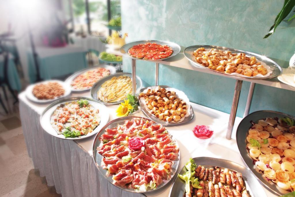 Hotel Acropolis Cattolica Ngoại thất bức ảnh