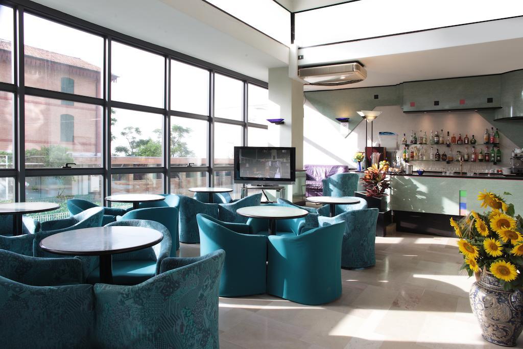 Hotel Acropolis Cattolica Ngoại thất bức ảnh