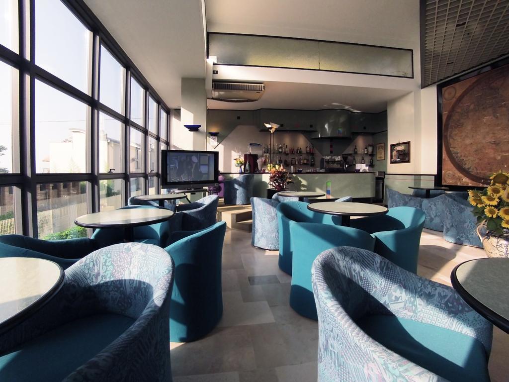 Hotel Acropolis Cattolica Ngoại thất bức ảnh
