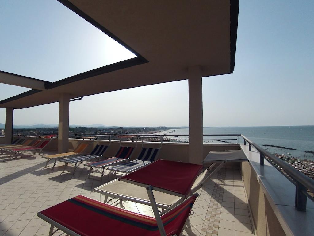 Hotel Acropolis Cattolica Ngoại thất bức ảnh