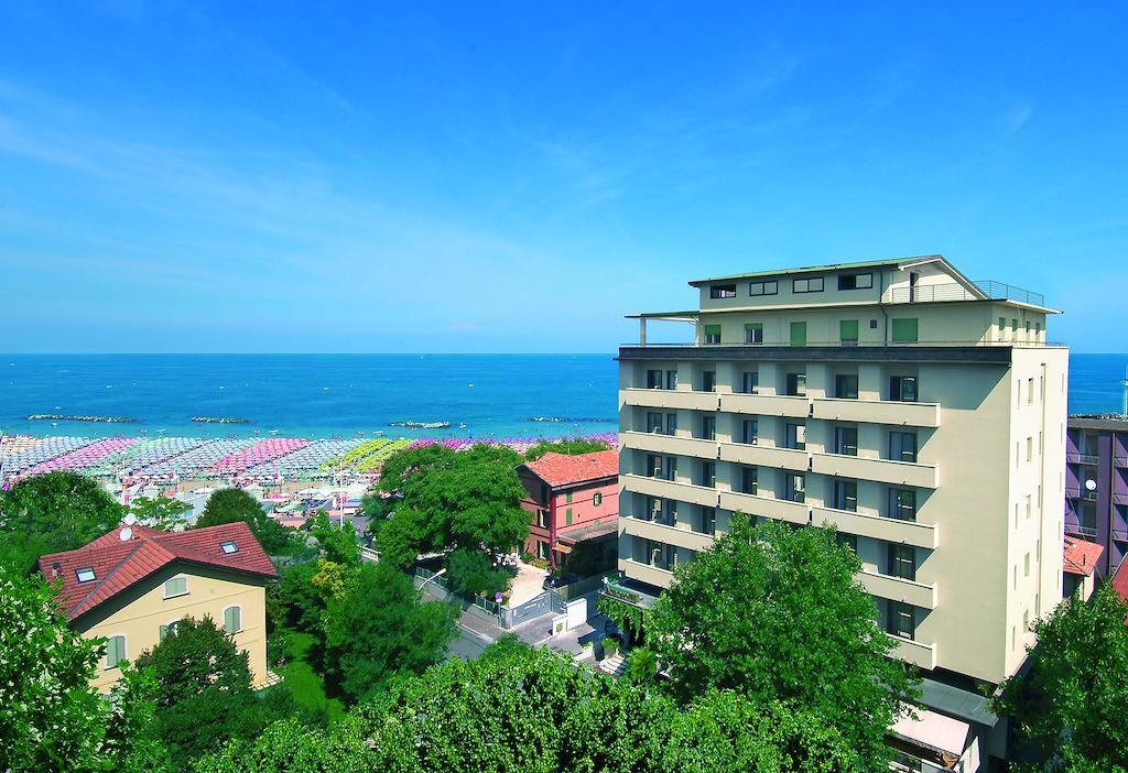 Hotel Acropolis Cattolica Ngoại thất bức ảnh